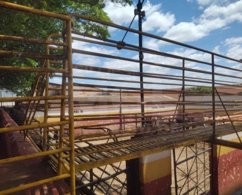 ALFENAS/MG - Frigorífico com terreno de 11.428,00m² no Córrego do Pântano IMÓVEIS | MG, localizado em Alfenas - MG