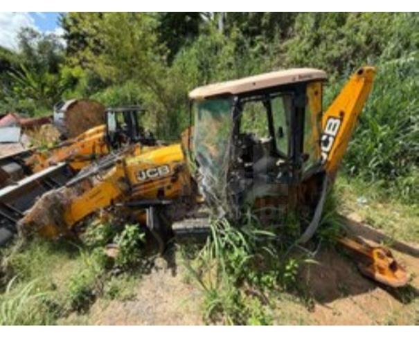 Foto de APIACÁ/ES - Retroescavadeira JCB modelo 3C