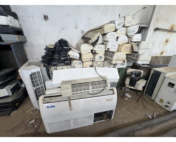 Foto de CAMPO DOS GOYTACAZES/RJ-Eletrônicos, informática (CPUS, monitores, estabilizadores, teclados, impressoras, ares condicionados, televisores, impressoras).