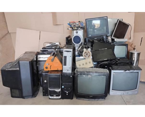 Foto de ESMERALDAS/MG - Eletrônicos e informática.