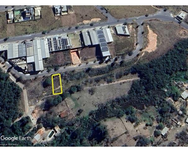 Foto de CONSELHEIRO LAFAIETE/MG - Lote nº 4 da quadra 7 com 360,00m² no Bairro Ouro Verde