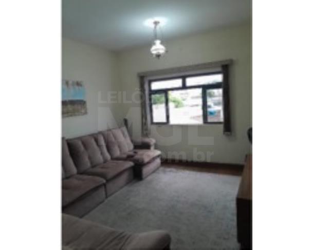 Foto de FORMIGA/MG- UM APARTAMENTO RESIDENCIAL COM 3 QUARTOS 