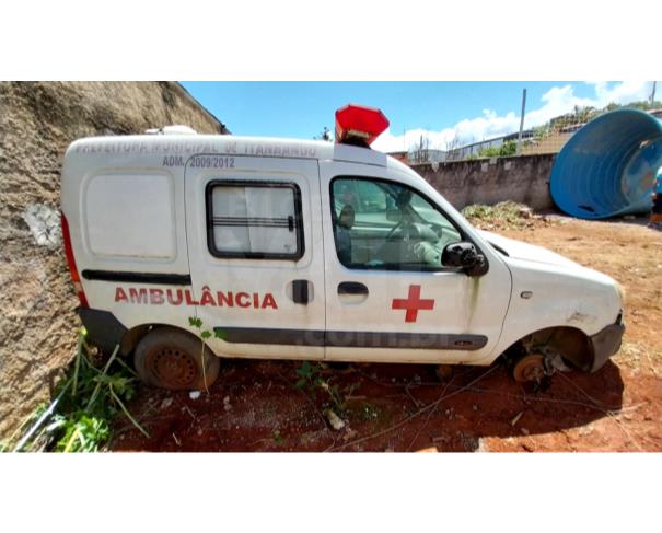 Foto de ITANHANDU/MG- Esp. Caminhonete Ambulância I. Renault Kangoo Ambulância- 2010/2010