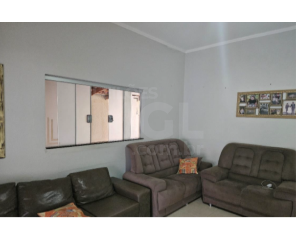 Foto de PIACATU/SP — Casa residencial e seus respectivo lote com área de 270,00m²
