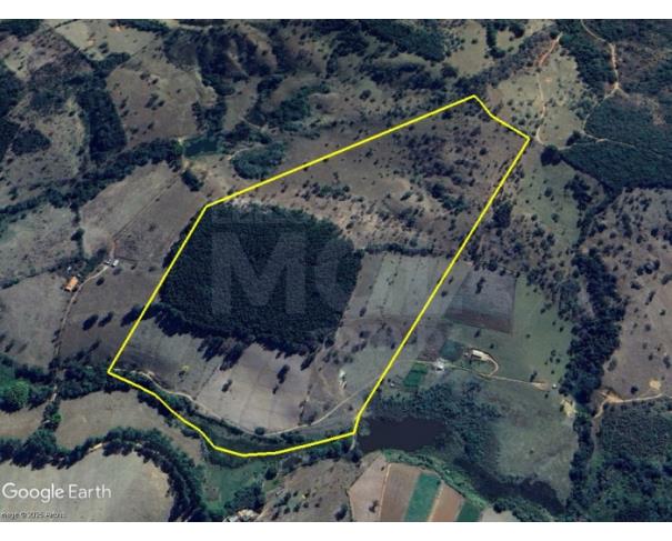 Foto de CARMO DO CAJURU/MG — Terreno rural com 30.99.71 hectares na Fazenda Retiro Duas Pontes
