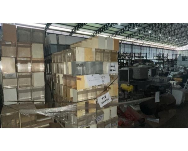 Foto de MANAUS/AM - COMPRESSOR, CAFETEIRA, FOGÃO, EXTINTOR, MICROONDAS, EXAUSTOR, VENTILADOR, GAVETEIROS EM GERAL