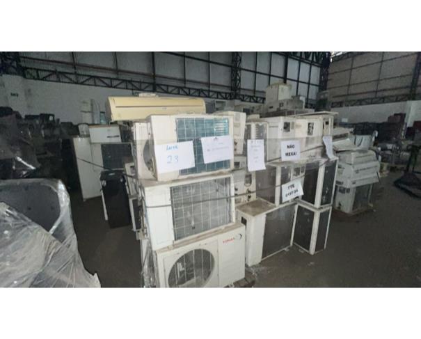 Foto de MANAUS/AM - BEBEDOUROS, FREEZER, REFRIGERADOR, CONDICIONADOR DE AR