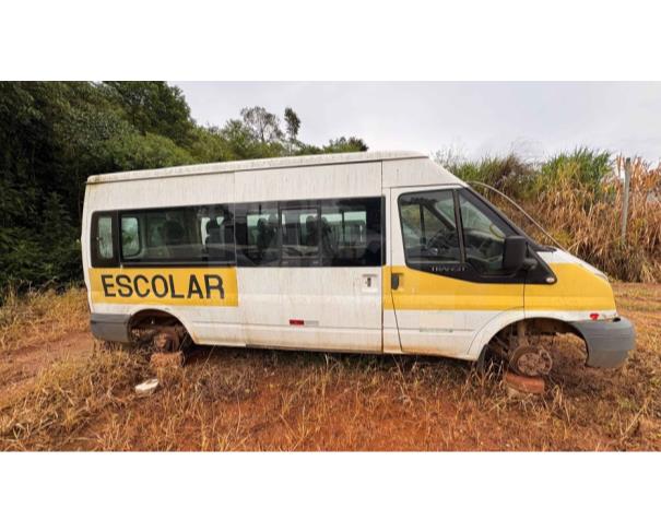 Foto de LAGOA DOURADA/MG - Microônibus Ford Transit 350L Bus, 2011/2011