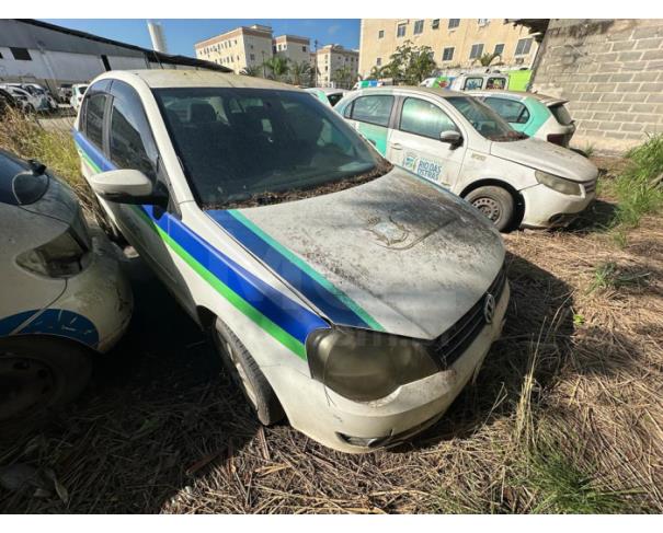 Foto de RIO DAS OSTRAS/RJ - VW POLO SEDAN 2.0 COMFOR