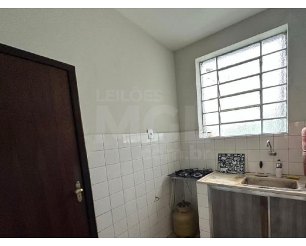 Foto de ITAÚNA/MG APARTAMENTO DO EDIFÍCIO MINAS GERAIS, COM ÁREA DE 90 M2, SITUADO NA PRAÇA DR. AUGUSTO GONÇALVES