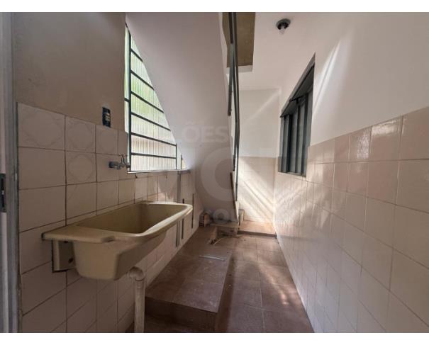 Foto de JUIZ DE FORA/MG – Casa residencial situada no bairro São Mateus 