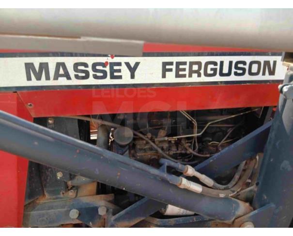 Foto de PARAGUAÇU/MG - Trator Agrícola Massey Ferguson, modelo 275