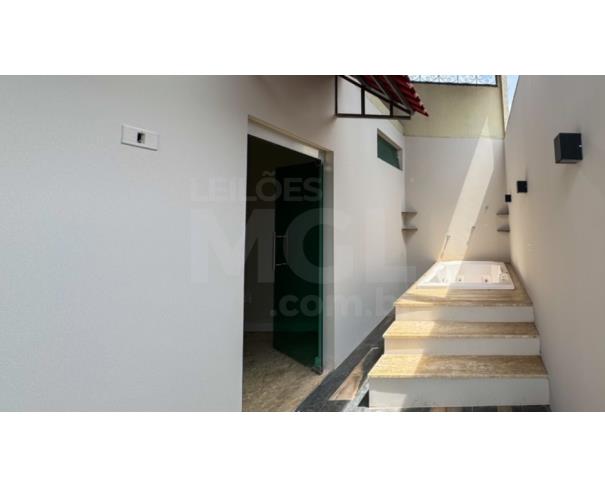 Foto de CASA DUPLEX DE ALTO PADRÃO - RESIDENCIAL TAPAJÓS - MANAUS/AM