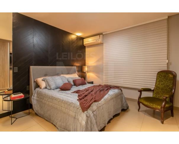 Foto de ITAÚNA/MG — Casa com 03 quartos sendo 01 suíte no bairro Belvedere