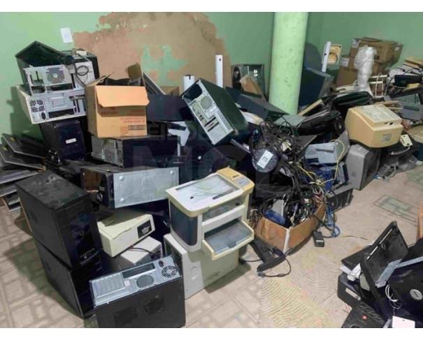 Foto de CARMO/RJ - Informática – CPUS, impressoras, monitores, estabilizadores