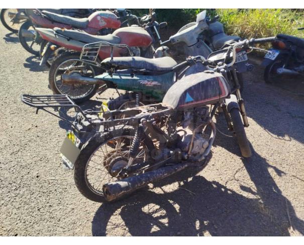 Foto de APARECIDA DE GOIÂNIA/GO - Motocicleta HONDA ML 125 - PARA RETIRADA DE PEÇAS