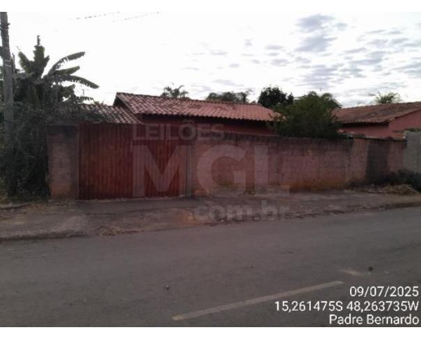 Foto de PADRE BERNARDO/GO — Casa com 2 quartos (F8444426607989)