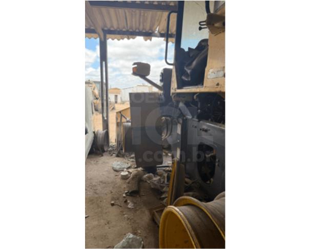Foto de ADUSTINA/BA - Pá carregadeira Komatsu, modelo WA200