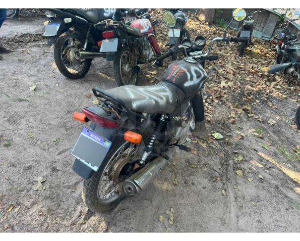 Foto de ARAGUAPAZ/GO - Motocicleta HONDA CG150 Titan ES - PARA RETIRADA DE PEÇAS - MOTOR INSERVÍVEL
