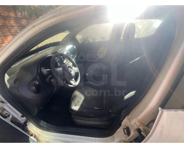 Foto de CAMPOS BELOS/GO - CARRO - Fiat Mobi Like, 2017/2018