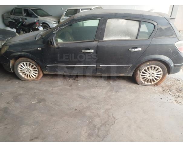 Foto de APARECIDA DE GOIÂNIA/GO - CHEVROLET Vectra Hatch 4P GT - CIRCULÁVEL