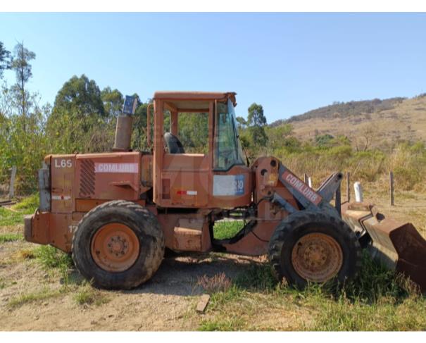 Foto de SANTA RITA DO SUPUCAÍ/MG-CARREGADEIRA VOLVO L50 2001