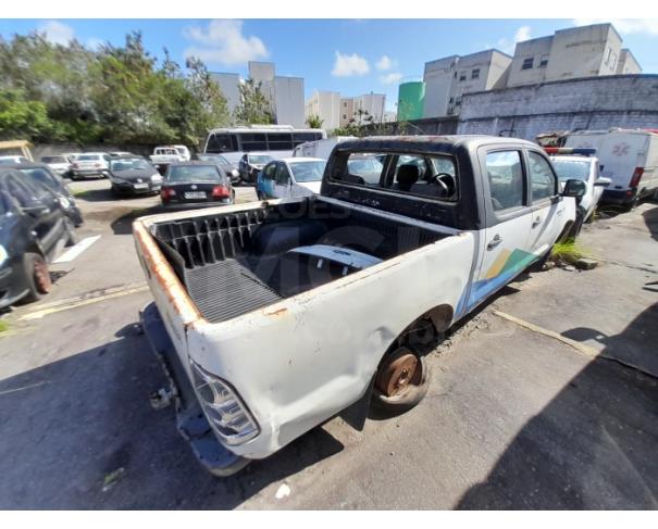 Foto de RIO DAS OSTRAS/RJ - ESP. ABER.C.DUPL. I. TOYOTA HILUX CD 4X4