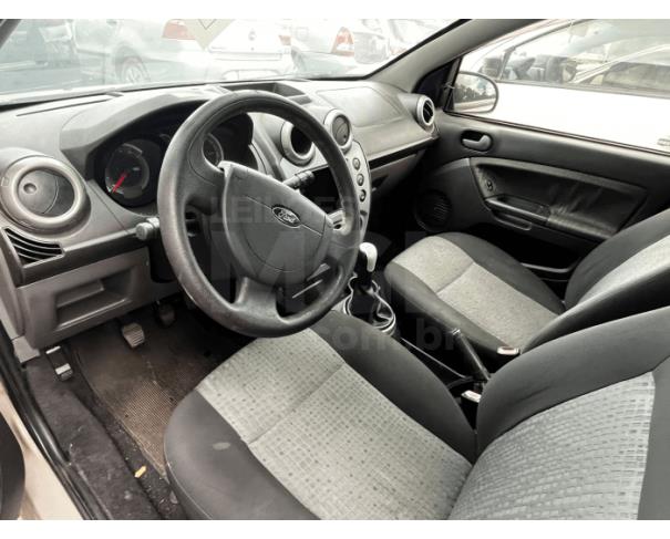 Foto de ITAÚNA/MG - FORD FIESTA SEDAN 1.6 - ANO 2011/2012 - SC882