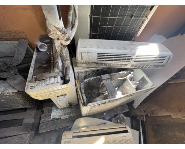 Foto de CAMPO DOS GOYTACAZES/RJ- Diversos (CPUs, ventiladores, impressoras, ares condicionados, moveis, bebedouros, micro-ondas, TV, geladeira).