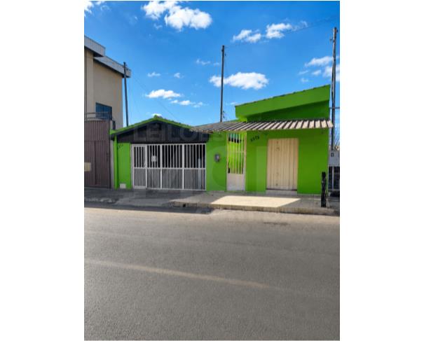 Foto de LAGOA DA PRATA/MG – Duas unidades residenciais e espaço comercial no lote de 300,00m², no bairro Dona Etelvina Miranda