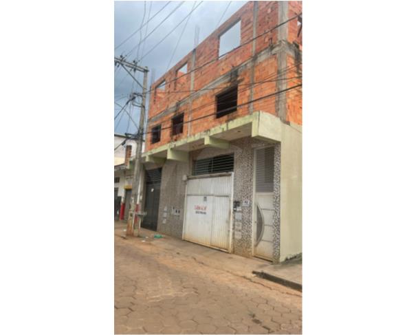 Foto de BOCAIÚVA/MG — [Direito de posse sobre] imóvel no centro