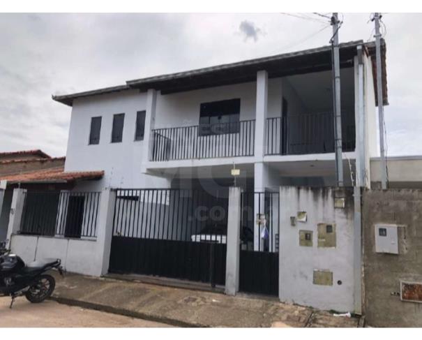 Foto de MACHADO/MG - Casa no térreo com 3 quartos no Bairro Ponte de Pedra