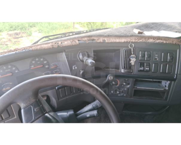 Foto de ITAÚNA/MG - CAVALO TRATOR VOLVO FH460 6X2T 2014/2014 -PA00966