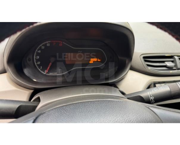 Foto de ITAÚNA/MG - CHEVROLET ONIX 10MT JOYE HATCH ANO 2018/2018 - SC1165