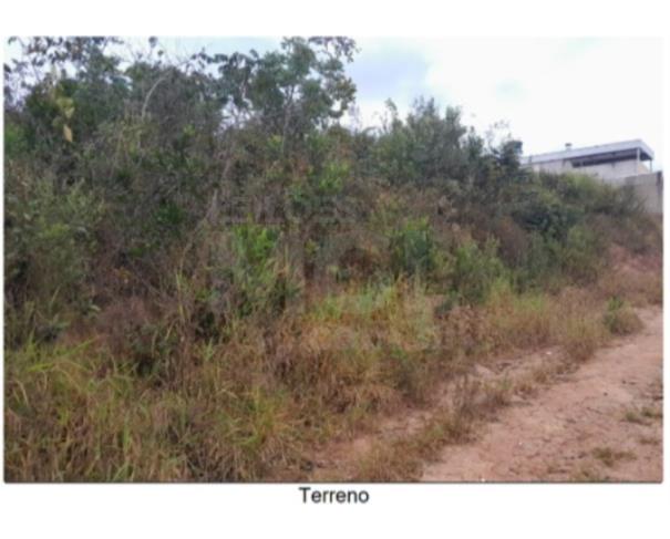 Foto de DIVINÓPOLIS/MG- TERRENO COM ÁREA DE 800,00m² BAIRRO VIVENDAS DA EXPOSIÇÃO