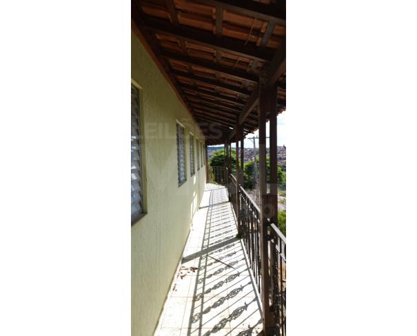 Foto de POUSO ALEGRE/MG PREDIO COMERCIAL E RESIDENCIAL NO LOTEAMENTO AEROPORTO JATOBÁ 