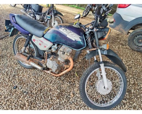 Foto de ARAXÁ/MG - Motocicleta HONDA CG 125 Titan - 1997/1998 - CIRCULÁVEL