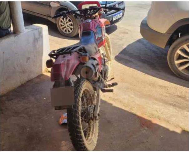Foto de ICARAÍ DE MINAS/MG - Motocicleta HONDA XLR 125 - 2002/2002