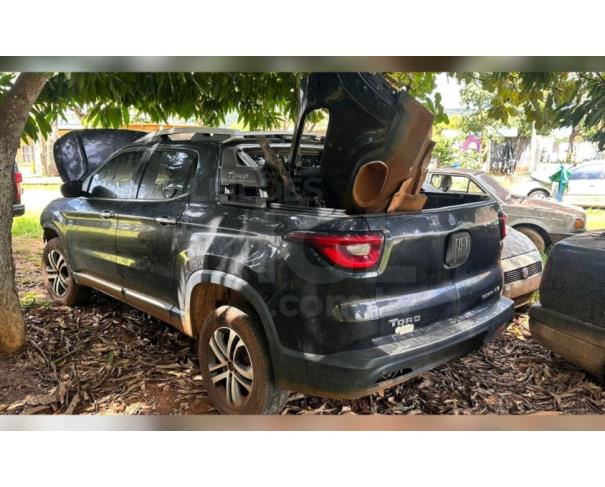 Foto de NIQUELÂNDIA/GO - SUCATA - FIAT TORO VOLCANO AT D4 - 2016/2016