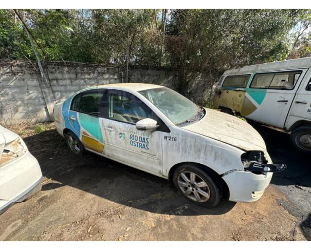 Foto de RIO DAS OSTRAS/RJ - VW POLO SEDAN 2.0 COMFOR