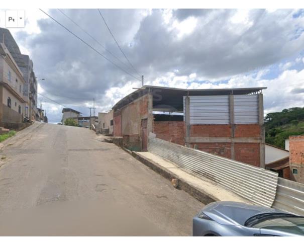 Foto de CARATINGA/MG - Casa 4 cômodos com terreno 205,38m² no bairro Zacarias