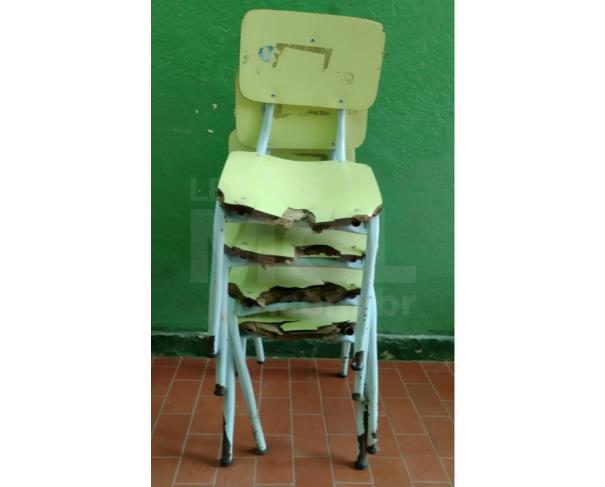 Foto de SENADOR CORTES/MG - Lote de Mobiliário em Geral
