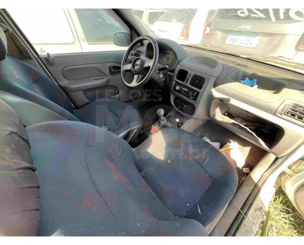 Foto de CAPIVARI/SP - VEÍCULO CONSERVADO - RENAULT/CLIO RL 1.6 16V - 2002/2003