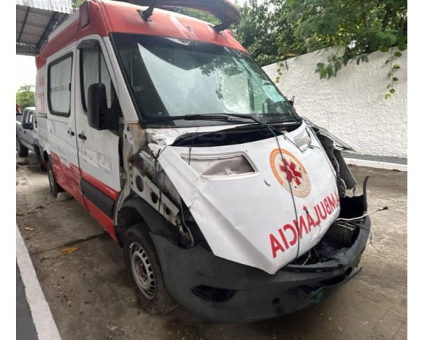 Foto de MANAUS/AM - Furgão MERCEDES-BENZ  - Esp. Caminhão Sprint. Rontam Ambulância, 2018/2019