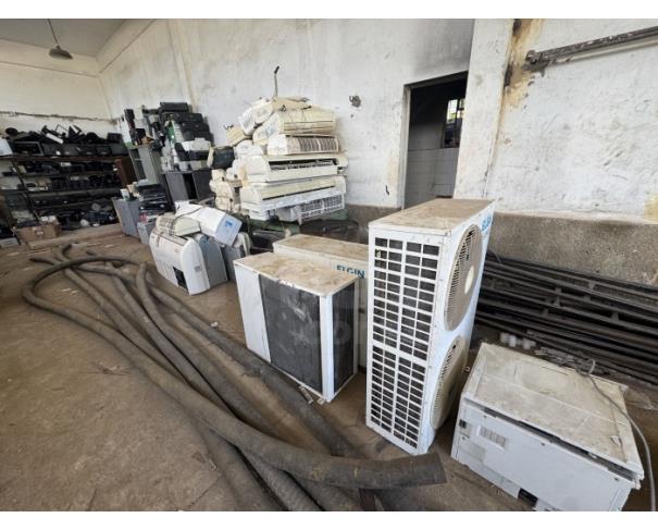 Foto de CAMPO DOS GOYTACAZES/RJ-Eletrônicos, informática (CPUS, monitores, estabilizadores, teclados, impressoras, ares condicionados, televisores, impressoras).