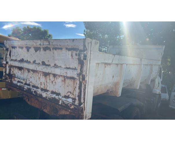 Foto de UNIFLOR/PR - Caminhão Agrale 14000 6X2, 2014/2014