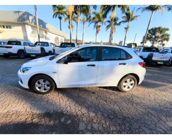 Foto de ITAÚNA/MG- CHEVROLET ONIX HATCH 1.0 12V FLEX 5P MEC. 2023/2024- PA1332