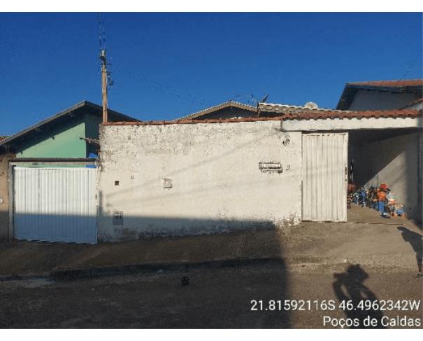 Foto de POÇOS DE CALDAS/MG — Casa com 67,682m², 2 quartos, 1 Vaga na Garagem (F8555502726850)