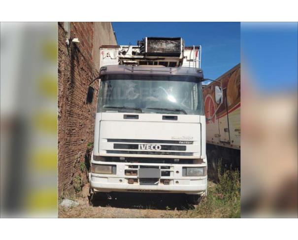 Foto de MONTES CLAROS/MG - Caminhão IVECO Ectector 170E22 N 
