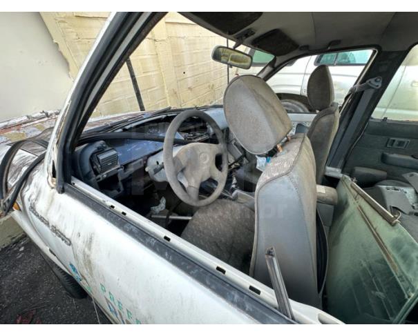 Foto de RIO DAS OSTRAS/RJ - TOYOTA HILUX 4CDK SRV